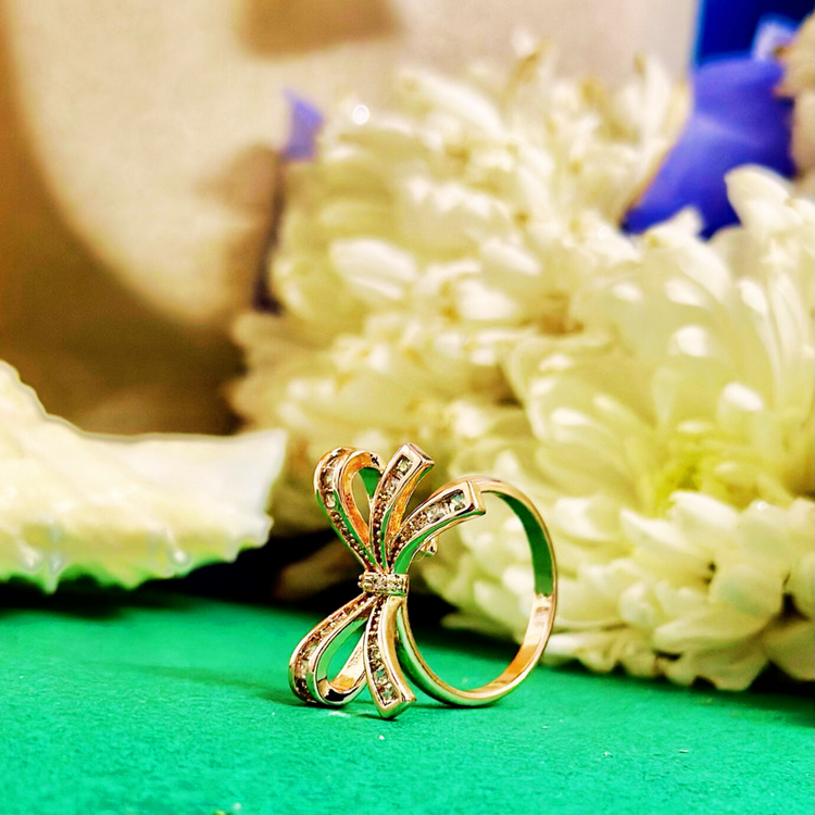 Floral Knot Adjustable Finger Ring For Women (Free Size)