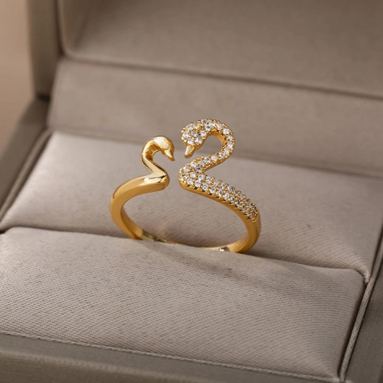 Adjustable Duck Design Finger Ring For Women (Free Size)