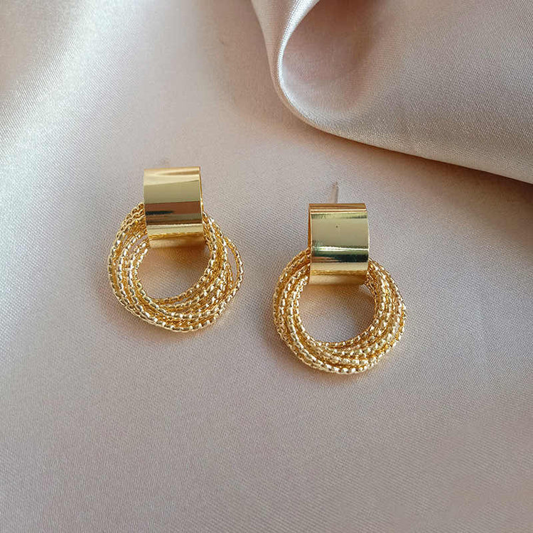 Chic Gold Hoop Earrings for Women | 18K Yellow Gold Plate | Twisted Design - Rare1Studio